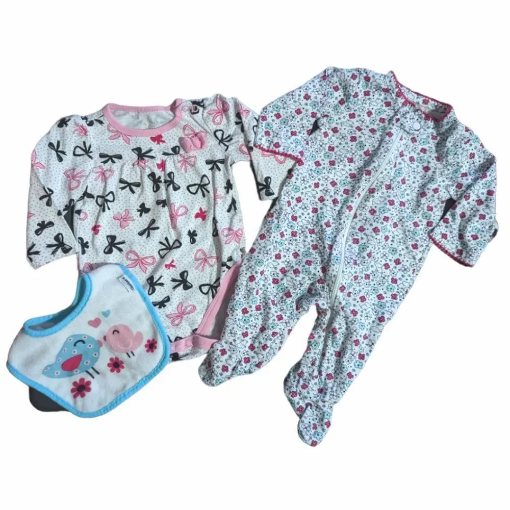 Baby Long Sleeve Bodysuit & Bib Set, 0-3 Months